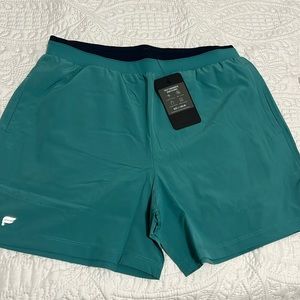 Fabletics NWT 5” Fundamental short II (lined)